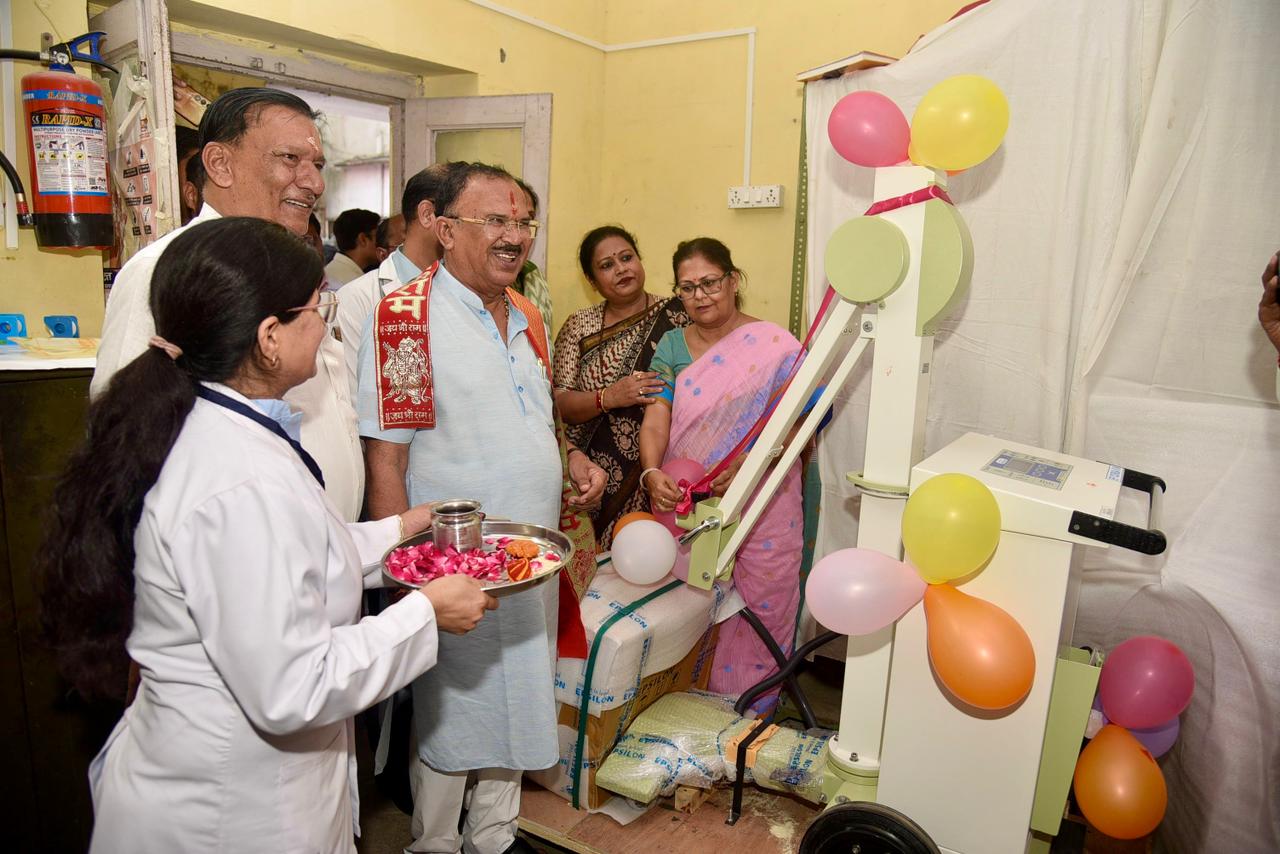 स्वास्थ्य केन्द्रों को मिली पोर्टेबल एक्स-रे मशीनें, आमजन सहित दिव्यांगों को मिलेगी सुविधा
